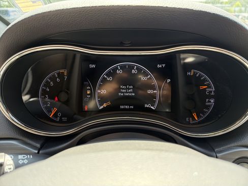 Used 2020 Jeep Grand Cherokee Limited X RWD image 32