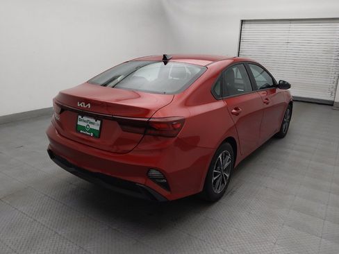 Used 2022 Kia Forte LXS w/ LXS Technology Package FWD image 9