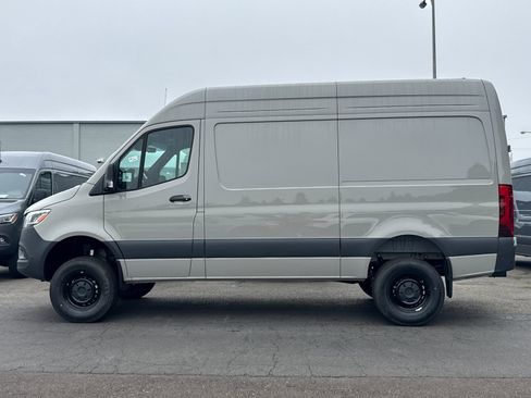 New 2025 Mercedes-Benz Sprinter 2500 image 7