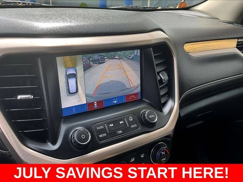Used 2019 GMC Acadia Denali w/ Technology Package AWD/4WD image 18