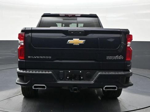 Used 2024 Chevrolet Silverado 1500 High Country w/ High Country Premium Package image 4