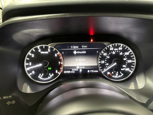 Used 2024 Nissan Rogue SV FWD image 12