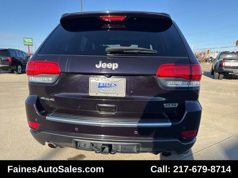 Used 2018 Jeep Grand Cherokee Limited image 17