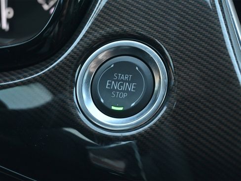 New 2025 Cadillac XT6 Sport w/ Platinum Package image 15