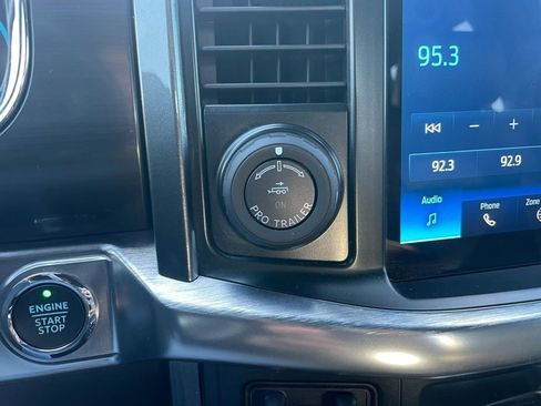 Used 2022 Ford F150 Lariat image 12