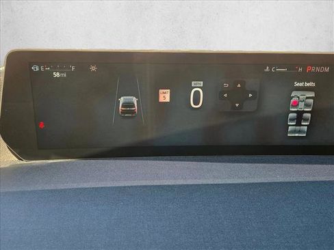 New 2025 Ford Expedition Active image 10