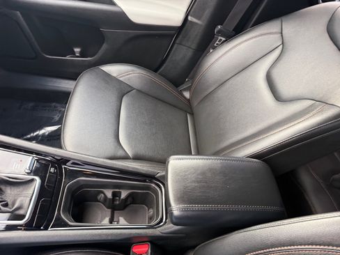 Used 2023 Jeep Compass Limited image 14