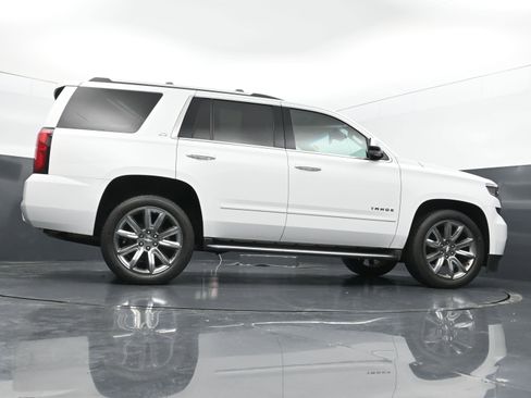 Used 2015 Chevrolet Tahoe LTZ RWD image 40