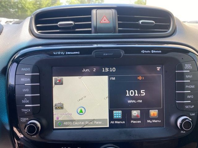 Used 2015 Kia Soul ! w/ Sun & Sound Package FWD image 13