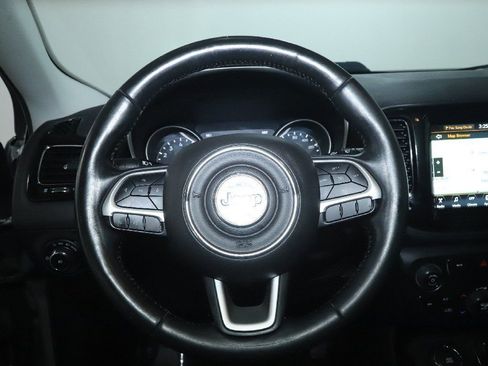 Used 2018 Jeep Compass Limited w/ Navigation Group image 23