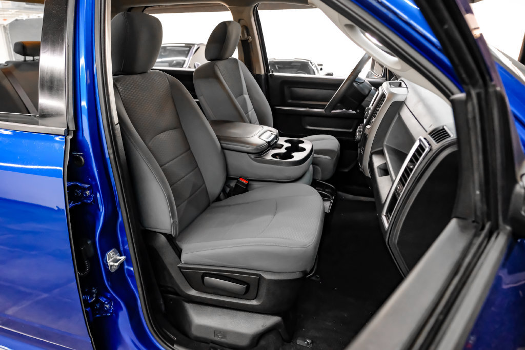 Used 2019 RAM 1500 Express w/ Express Value Package AWD/4WD image 35