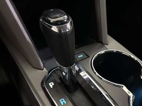 Used 2016 Chevrolet Equinox LT w/ Convenience Package image 17