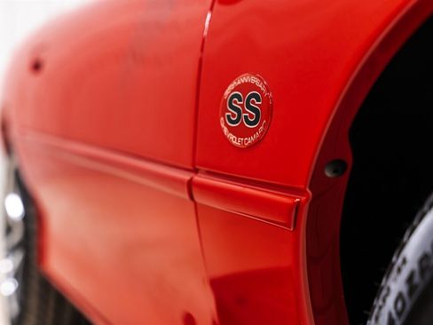 Used 2002 Chevrolet Camaro Z28 w/ SS Performance/Appearance Pkg image 11