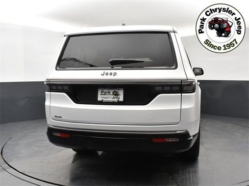 New 2026 Jeep Grand Wagoneer L Limited image 5