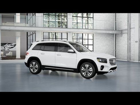 Certified 2026 Mercedes-Benz GLB 250 4MATIC image 8