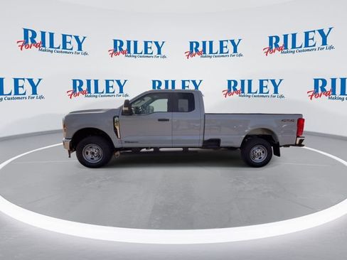 New 2025 Ford F250 XL w/ XL Chrome Package image 5