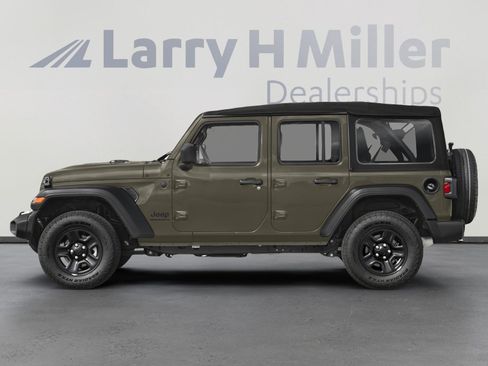 New 2026 Jeep Wrangler Unlimited Rubicon AWD/4WD image 3