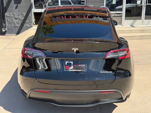 Used 2023 Tesla Model Y Long Range AWD/4WD image 15