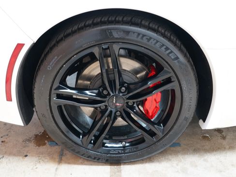 Used 2017 Chevrolet Corvette Stingray Coupe w/ Carbon Flash Badge Package RWD image 61