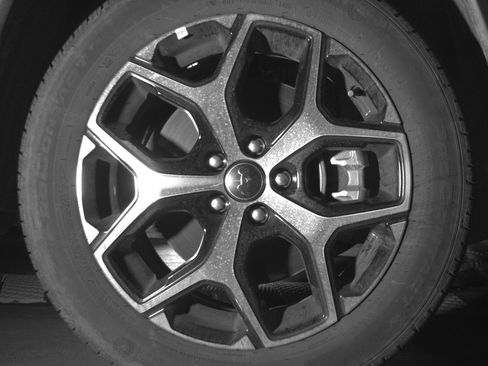 Used 2025 Jeep Compass Limited image 13