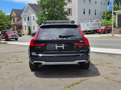 Used 2018 Volvo V90 T6 Cross Country w/ Convenience Package AWD/4WD image 5