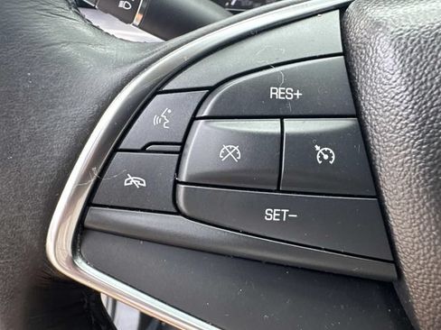 Used 2018 Cadillac XT5 Luxury w/ Driver Awareness Package AWD/4WD image 30