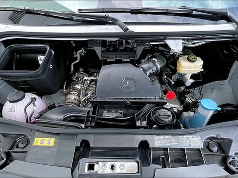 New 2025 Mercedes-Benz Sprinter 2500 image 16