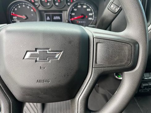 Used 2023 Chevrolet Silverado 1500 Custom Trail Boss w/ LPO, Dark Essentials Package AWD/4WD image 17
