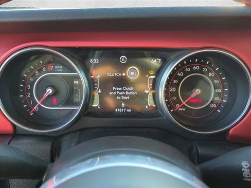 Used 2019 Jeep Wrangler Rubicon w/ Steel Bumper Group image 16