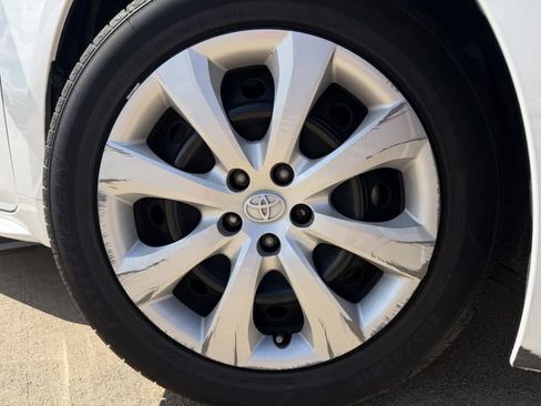 Used 2024 Toyota Corolla LE image 10