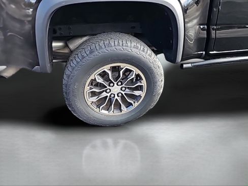 Used 2020 Chevrolet Colorado ZR2 image 15