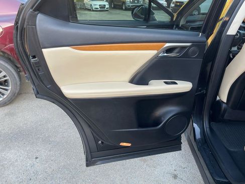 Used 2022 Lexus RX 350 FWD w/ Premium Package image 16