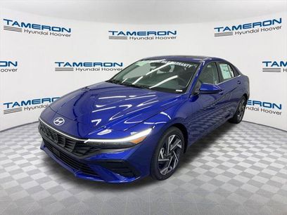 New 2025 Hyundai Elantra SEL