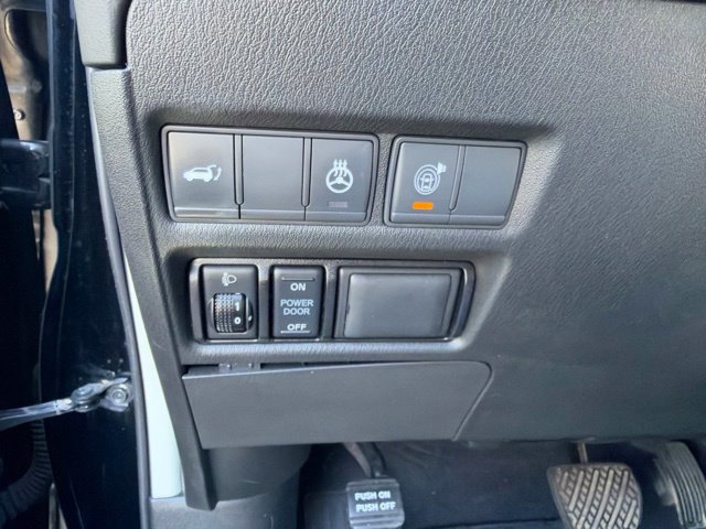 Used 2018 Nissan Armada Platinum w/ Captain Seat Package AWD/4WD image 10