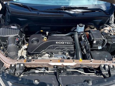 Used 2018 Chevrolet Equinox LS image 9
