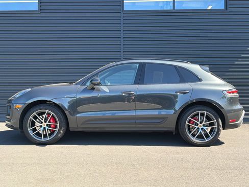Certified 2024 Porsche Macan S w/ Premium Plus Package AWD/4WD image 3