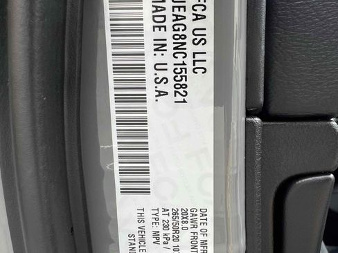 Used 2022 Jeep Grand Cherokee Laredo X RWD image 11