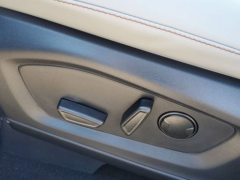 New 2026 Ford Explorer Active image 10