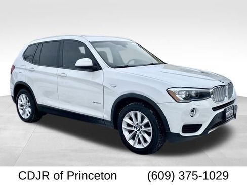 Used 2017 BMW X3 xDrive28i image 1
