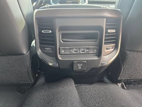 Used 2025 RAM 2500 Laramie AWD/4WD image 29