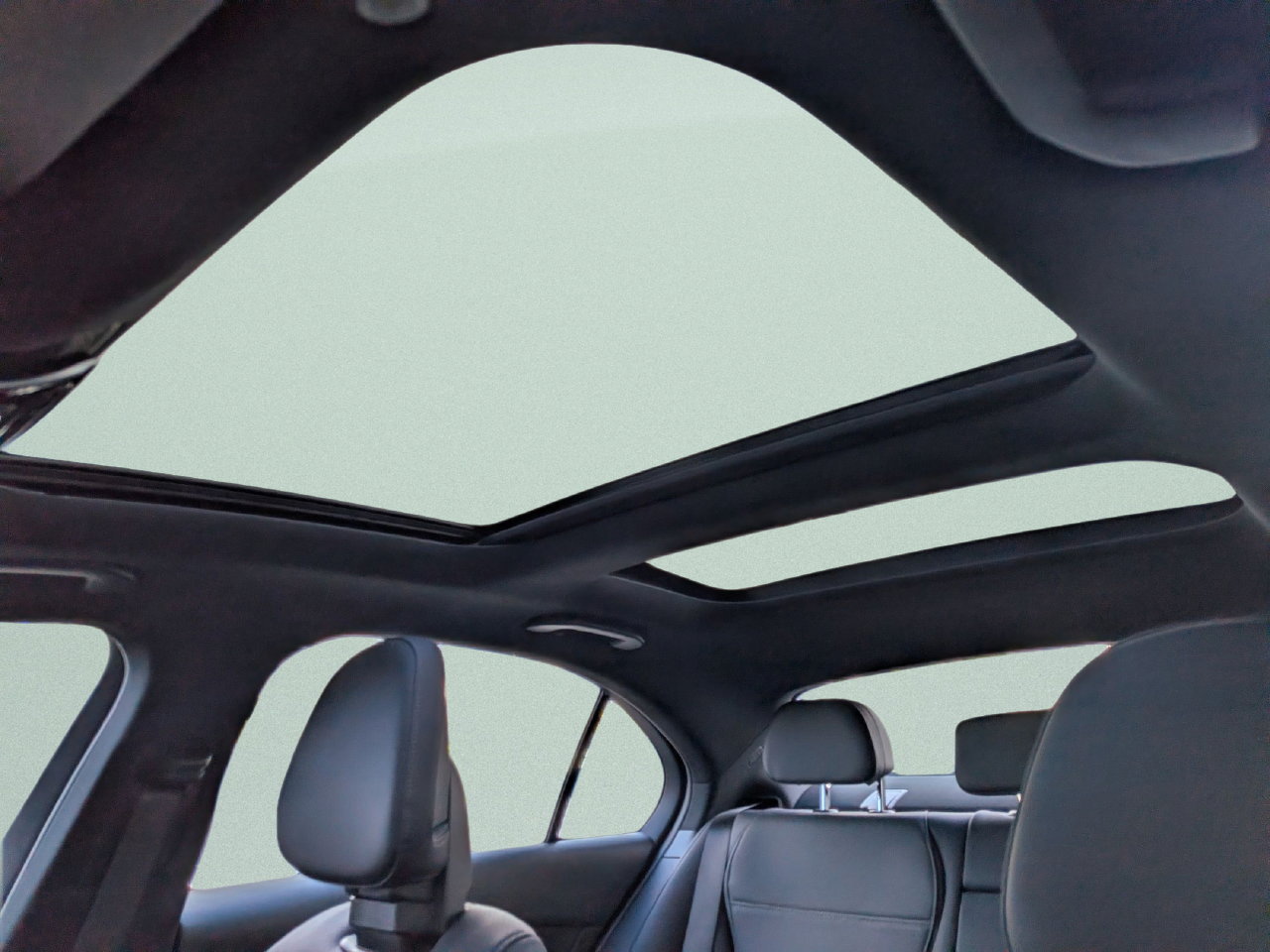 New 2026 Mercedes-Benz C 300 Sedan image 10
