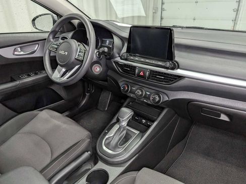 Certified 2023 Kia Forte LXS w/ LXS Technology Package image 38