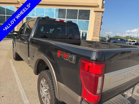 Used 2020 Ford F250 King Ranch w/ King Ranch Ultimate Package image 3