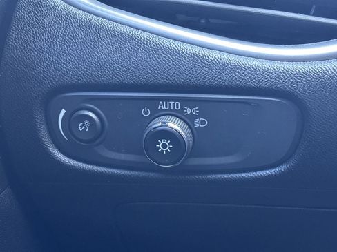 Used 2020 Chevrolet Malibu LS image 17