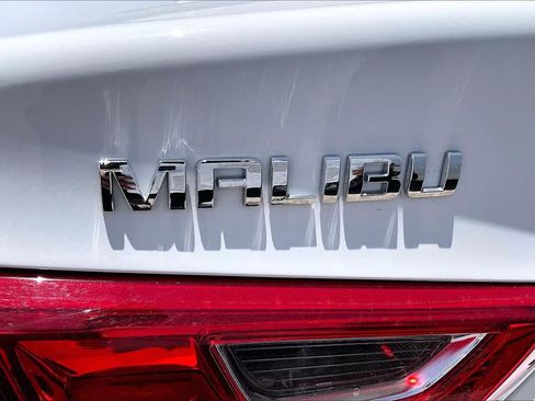 Used 2024 Chevrolet Malibu LT FWD image 30