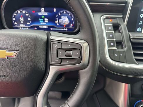 Used 2023 Chevrolet Suburban Premier RWD image 24