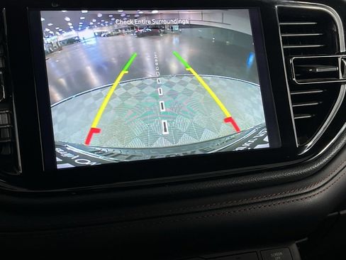 Used 2025 Dodge Durango GT w/ Blacktop Package image 21