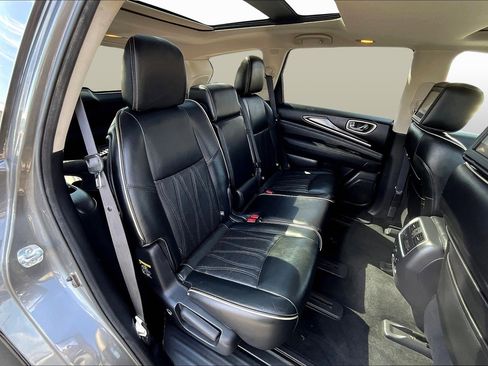 Used 2017 INFINITI QX60 Luxe w/ Deluxe Technology Package image 28