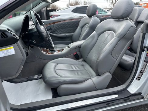 Used 2006 Mercedes-Benz CLK 350 Cabriolet image 19