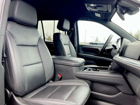 Used 2025 Chevrolet Tahoe Z71 image 22